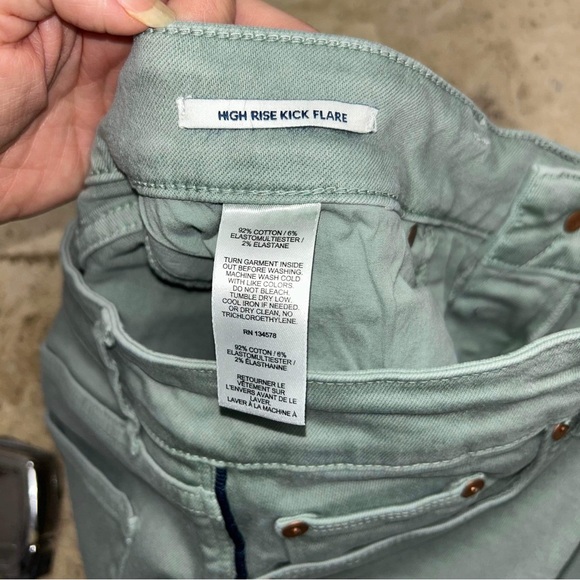 Vineyard Vines Pants - Picture 5 of 9